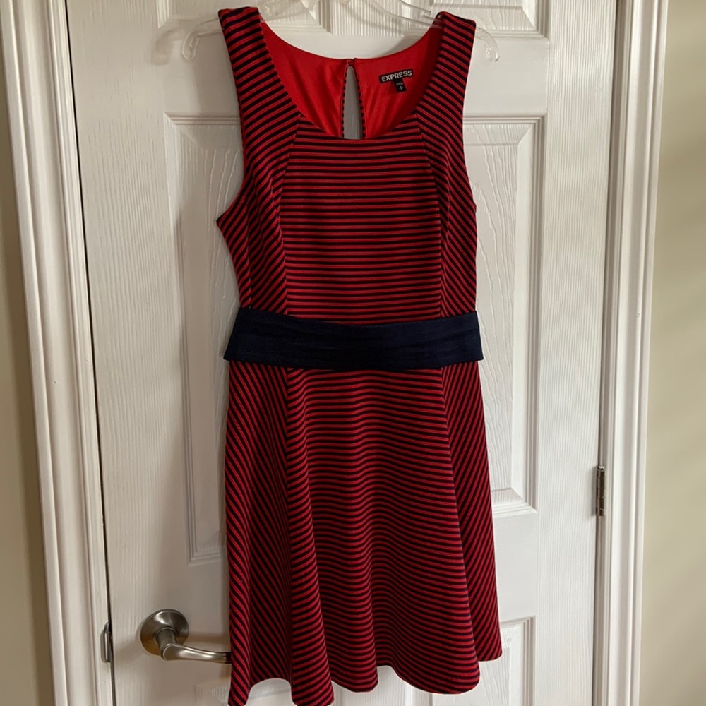 Summer Sass! Cute red and blue striped sleeveless dress. Like new.